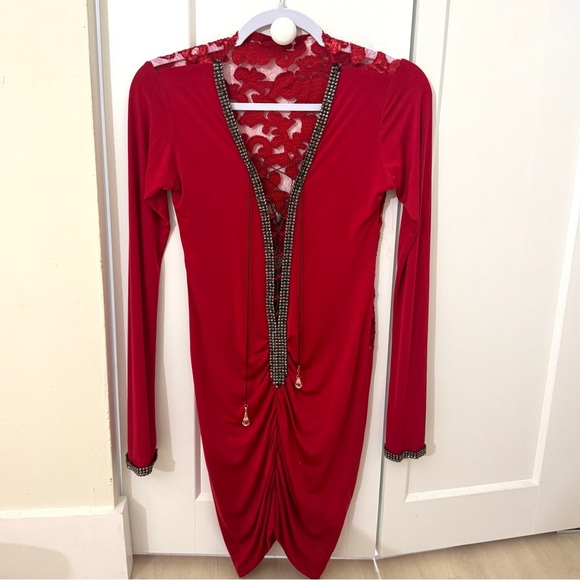 Chic Red Dress with Lace and Beaded Accents - Picture 1 of 6
